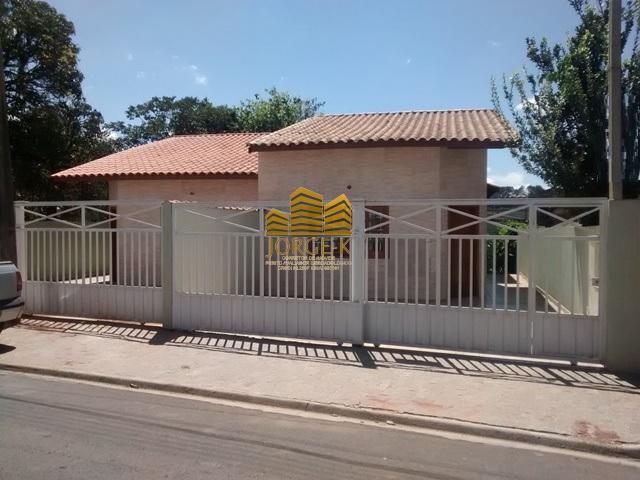 Casa à venda com 2 quartos, 180m² - Foto 2