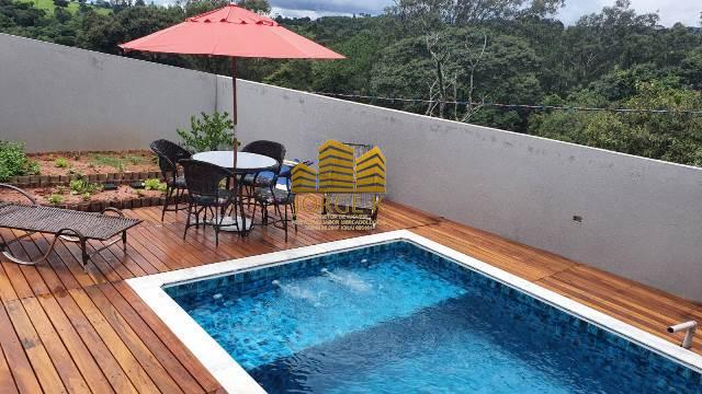 Casa de Condomínio à venda com 3 quartos, 317m² - Foto 2