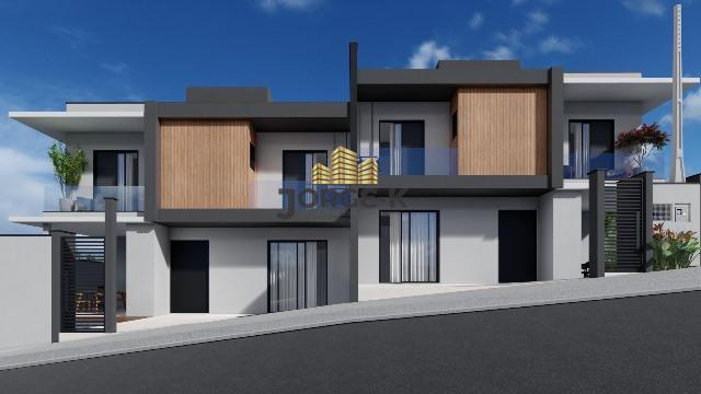 Casa à venda com 3 quartos, 140m² - Foto 2