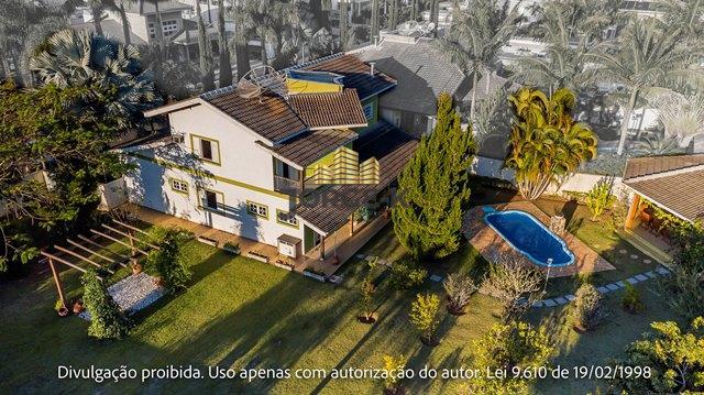 Casa de Condomínio à venda com 4 quartos, 1200m² - Foto 1