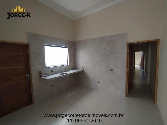 Casa à venda com 3 quartos, 175m² - Foto 12