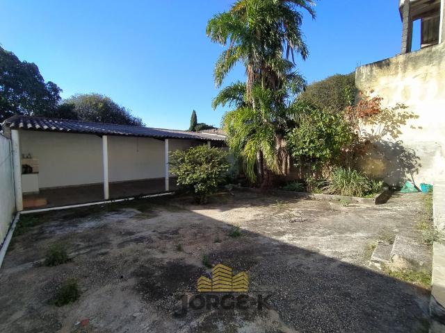 Casa para alugar com 2 quartos, 300m² - Foto 14