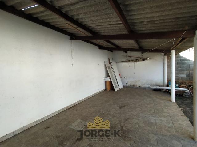 Casa para alugar com 2 quartos, 300m² - Foto 18