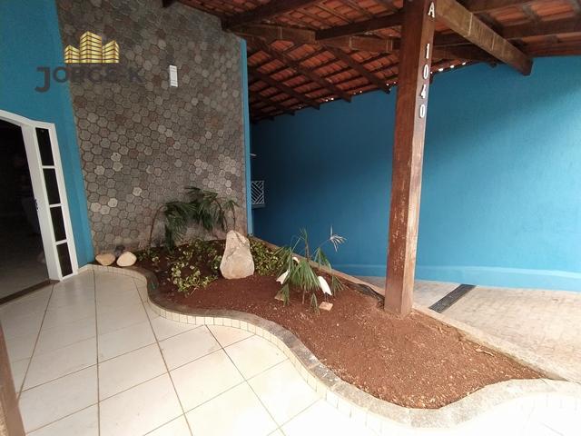 Casa à venda com 4 quartos, 460m² - Foto 2