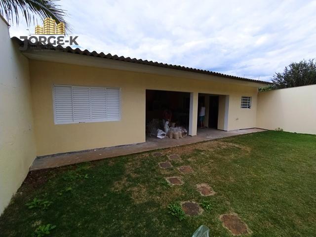 Casa à venda com 4 quartos, 460m² - Foto 25