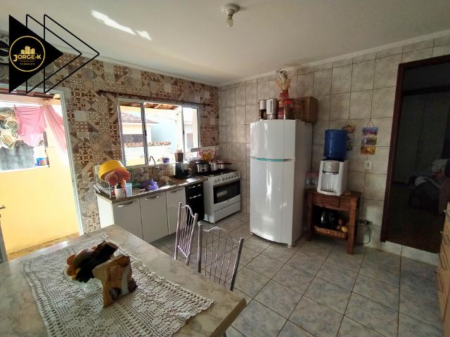 Casa à venda com 2 quartos, 300m² - Foto 5