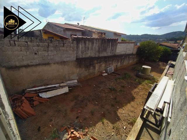 Casa à venda com 2 quartos, 300m² - Foto 8