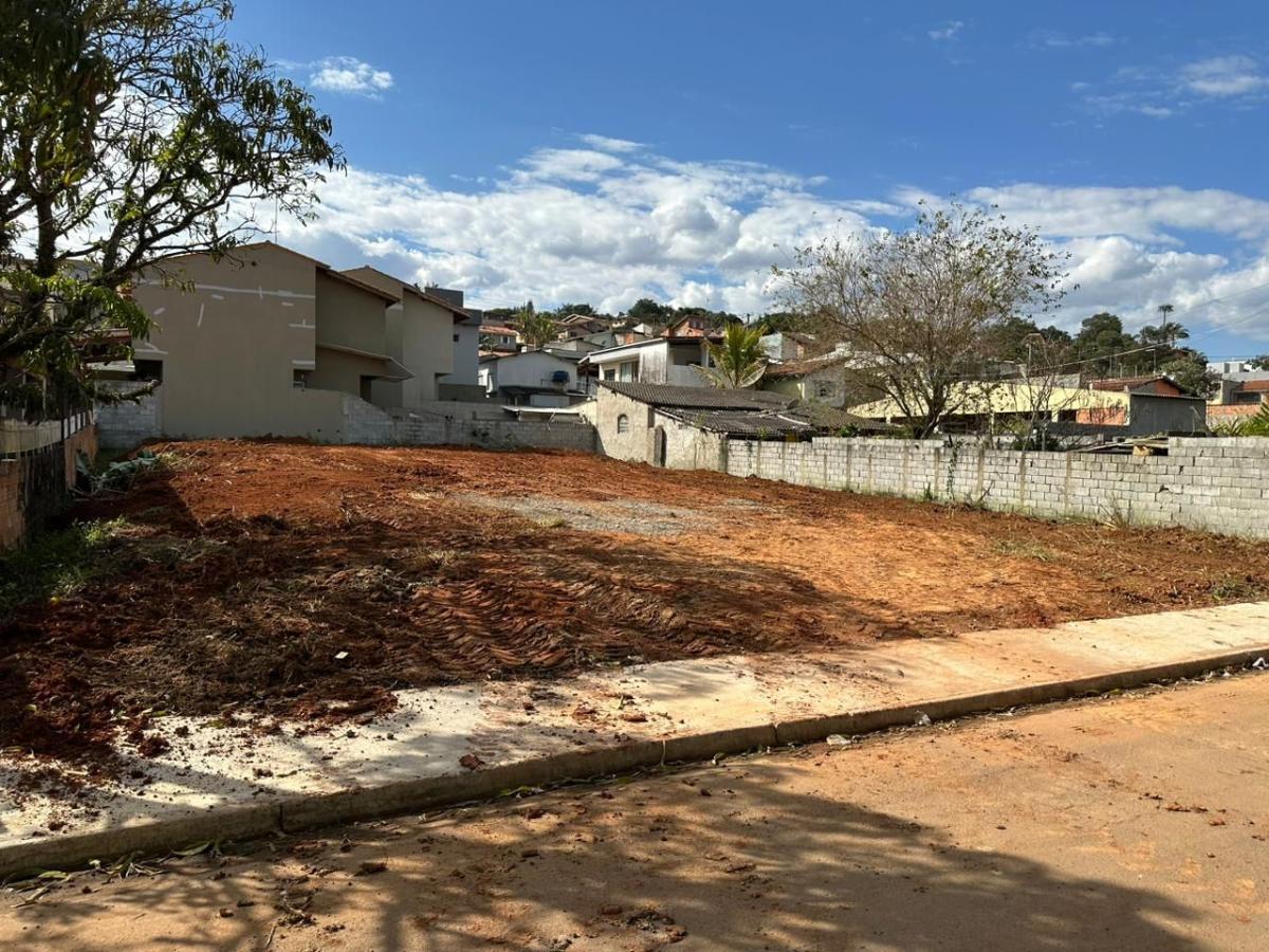 Terreno à venda, 310m² - Foto 1