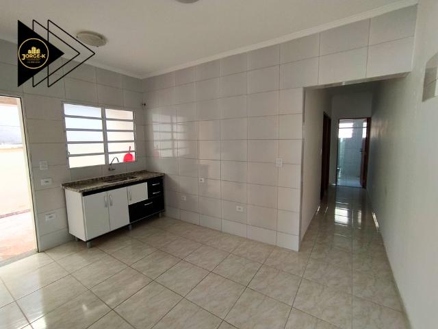 Casa à venda com 3 quartos, 175m² - Foto 8