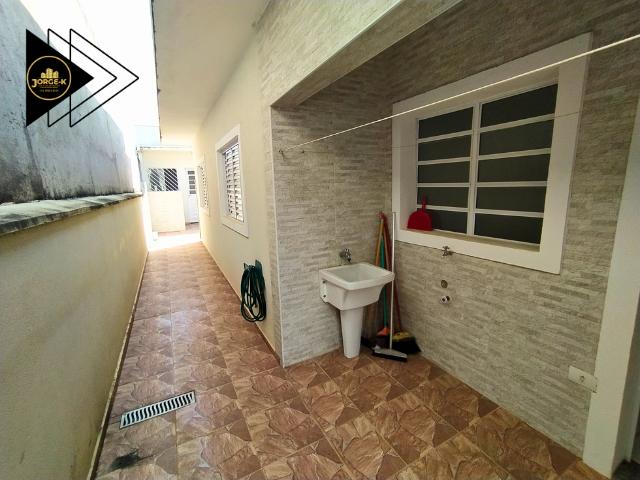 Casa à venda com 3 quartos, 175m² - Foto 11